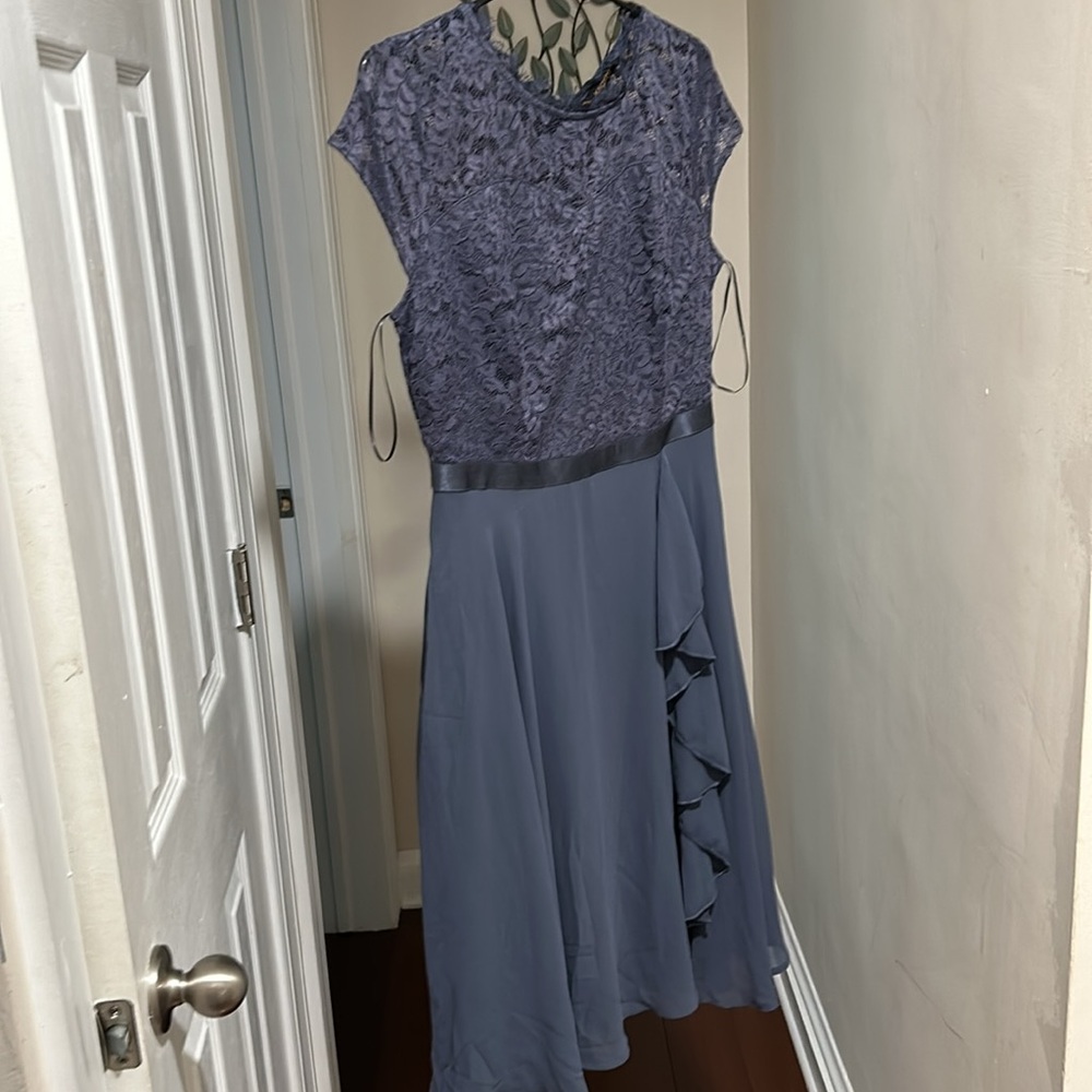 Miusol Floral Lace Bodice Ruffle Trim Dress Size Large